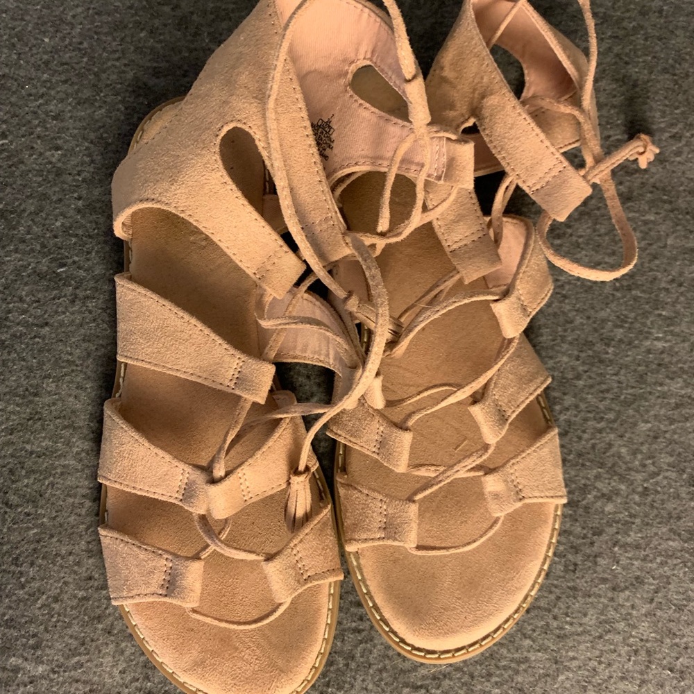 Old Navy nude sandals